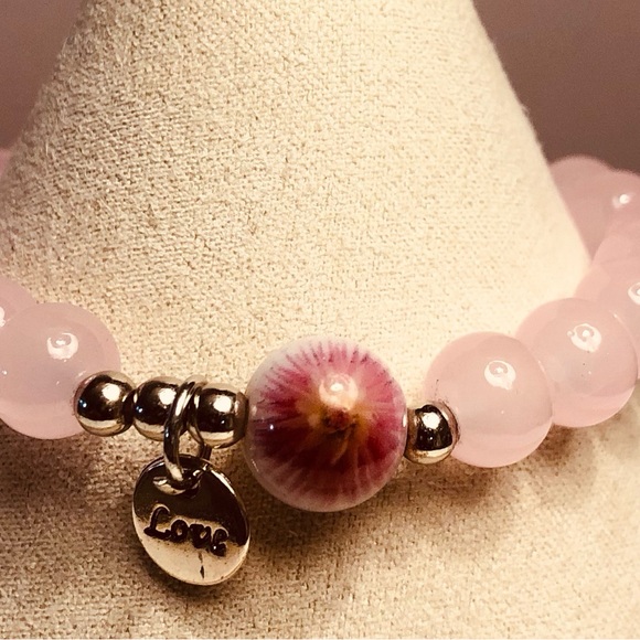 Elastic Pink Bracelet Love Charm Stackable New Adjustable Stretch - Picture 3 of 6